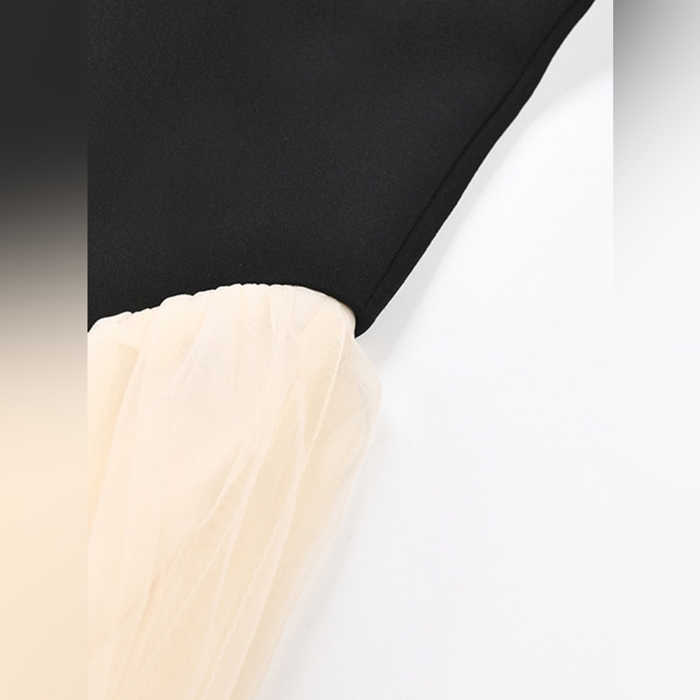 Commense Contrast Petal Waist Midi Dress - Picture 4 of 5